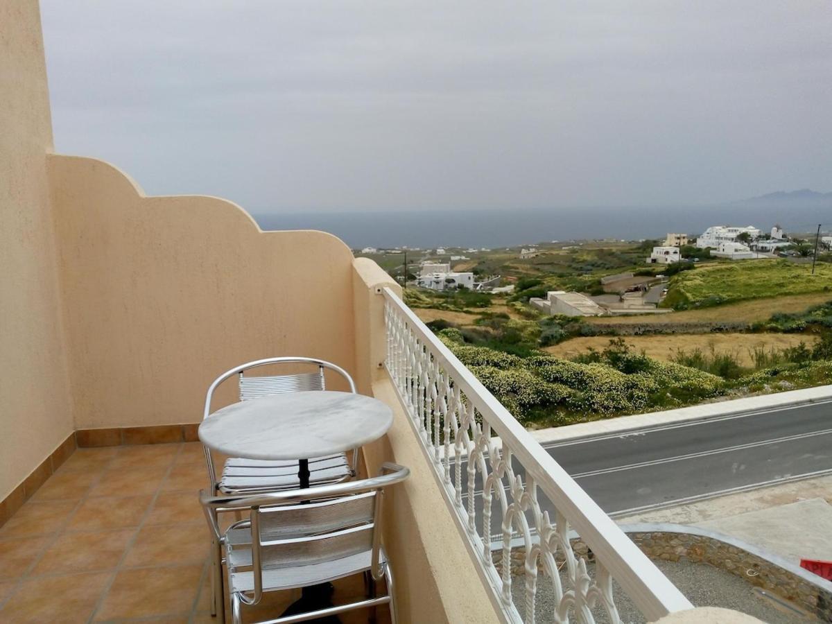 Fira Blue Horizon Hotel Exterior photo